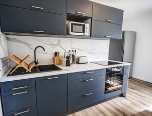 Fridge, microwave, oven, stovetop