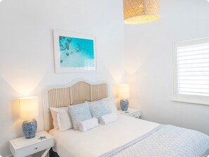 3 slaapkamers, een strijkplank/strijkijzer, gratis wifi