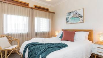 3 bedrooms, iron/ironing board, free WiFi