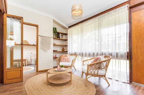 Harbourview House - coast chic in the CBD