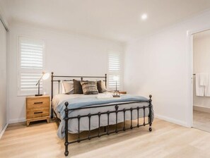 3 habitaciones, tabla de planchar con plancha y wifi gratis