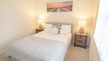 3 bedrooms, iron/ironing board, free WiFi