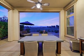 Outdoor dining - 'Fore Seasons' @PGA West #239422 (La Quinta)