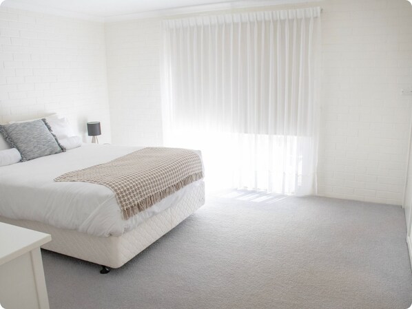 1 bedroom, iron/ironing board, free WiFi