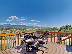 Casa (4 Bedrooms) | Servicio de la propiedad
