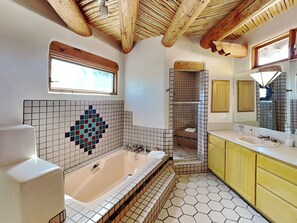 Casa (4 Bedrooms) | Servicio de la propiedad