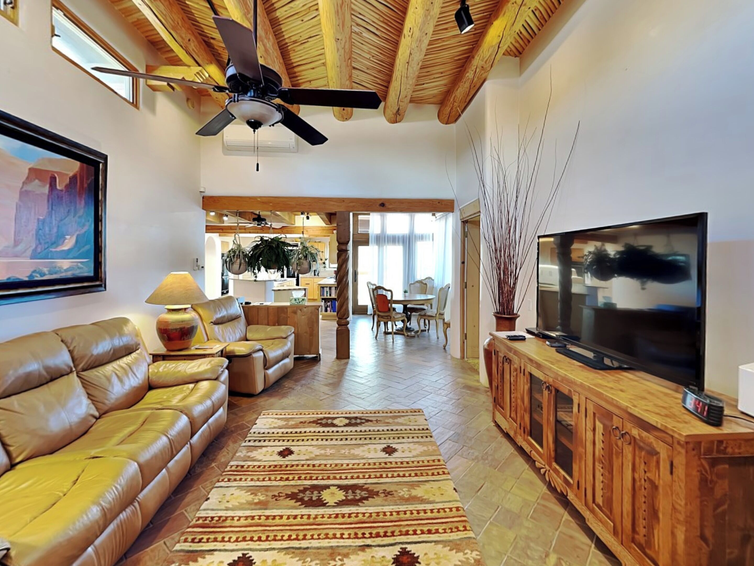 House (4 Bedrooms) | Property amenity