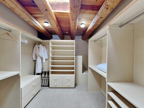 House (4 Bedrooms) | Property amenity - Luces de la Ciudad by Kokopelli Property Management (Santa Fe)
