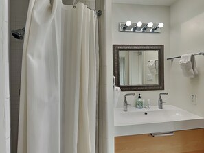 House (3 Bedrooms) | Miscellaneous - Dock of the Bay by Ryson Vacation Rentals (Galveston)