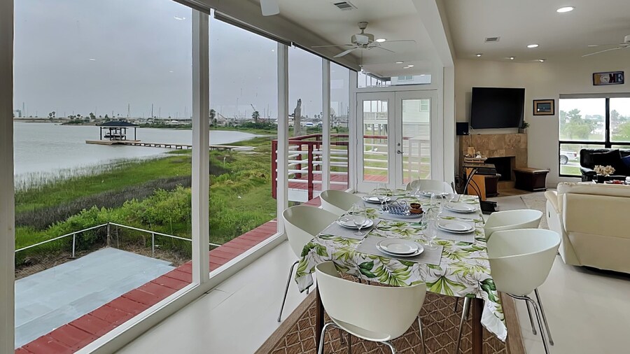 Dock of the Bay by Ryson Vacation Rentals