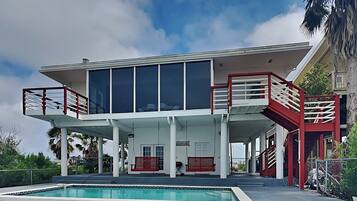 House (3 Bedrooms) | Front of property