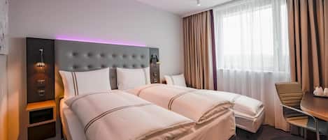Family Triple Room | Soundproofing, free WiFi, bed sheets
