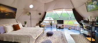 Unique Glamping Dome in East Texas
