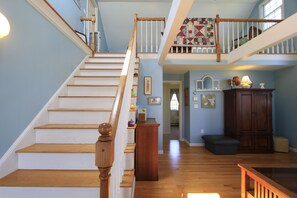 Interior - 99 Wing Blvd W- Steps to private beach, pet friendly! (Sandwich)