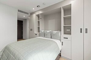 1 多间卧室、WiFi、床单