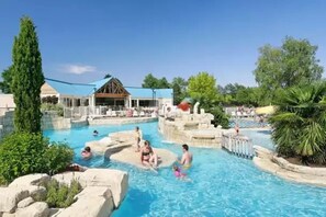Piscina interna, piscina aquecida