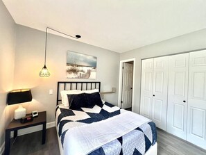 1 habitación, escritorio, tabla de planchar con plancha y wifi gratis