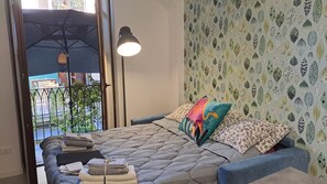 1 chambre, fer et planche à repasser, Wi-Fi, draps fournis