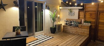 Amazing Farmhouse Style Cottage Near Downtown Napa! 