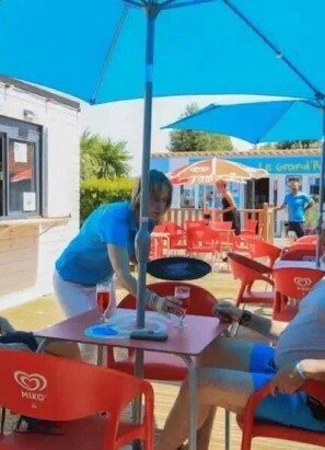 Imagen sin descripción, 2 de 20, botón