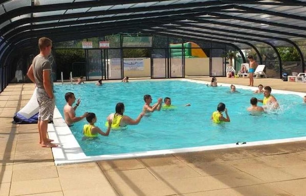 Piscine couverte, piscine chauffée
