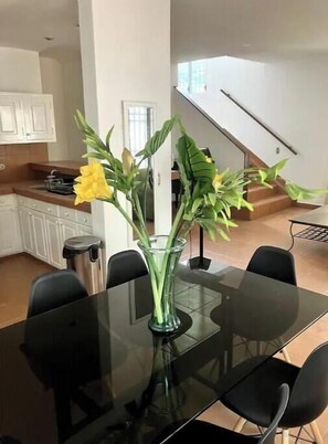 Dining - Apartment for 7 guests (Managua)