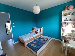 4 Schlafzimmer, Bügeleisen/Bügelbrett, WLAN, Bettwäsche
