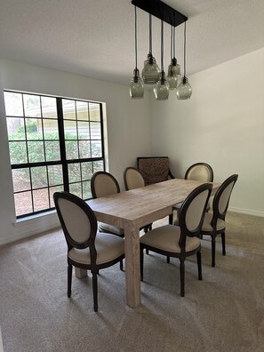 Dining - Private Bayfront Escape near Destin and 30a.  (Freeport)