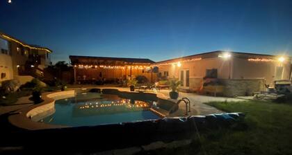 Royal BnB #1 w/private attached bath and kitchenette. @Royal DeMaria's Winery