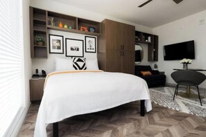 1 bedroom, WiFi, bed sheets