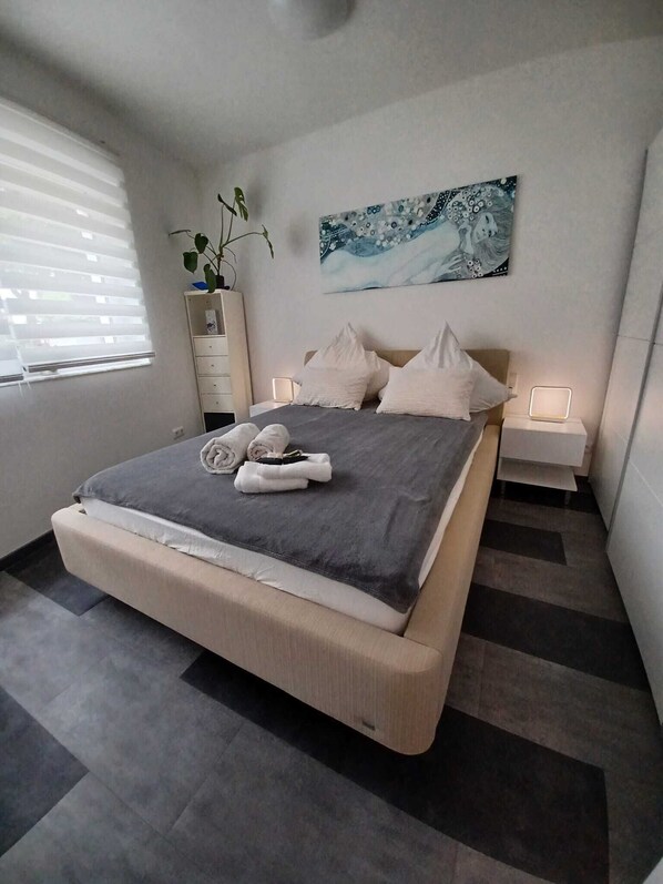 1 makuuhuone, silitysrauta/-lauta, Wi-Fi, vuodevaatteet