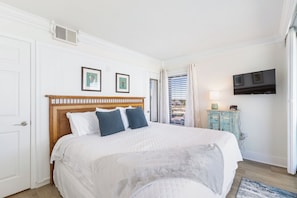 1 bedroom, iron/ironing board, free WiFi, bed sheets - Preseason Special Y'all!!   Stay 5 nights or more and get 20% off!! (Gulf Shores)