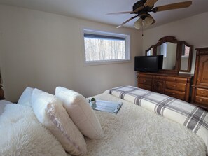 3 間睡房、書桌、免費 Wi-Fi、床單