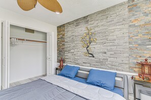 4 chambres, lit parapluie, Wi-Fi, draps fournis