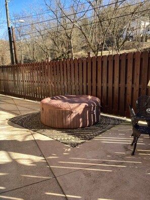 Terrace/patio - The Big Treehouse #8 (Eureka Springs)