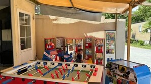 Children’s area - ZEcamping 4* espace aquatique animations locatif TV 38m2 4 pers (Cogolin)