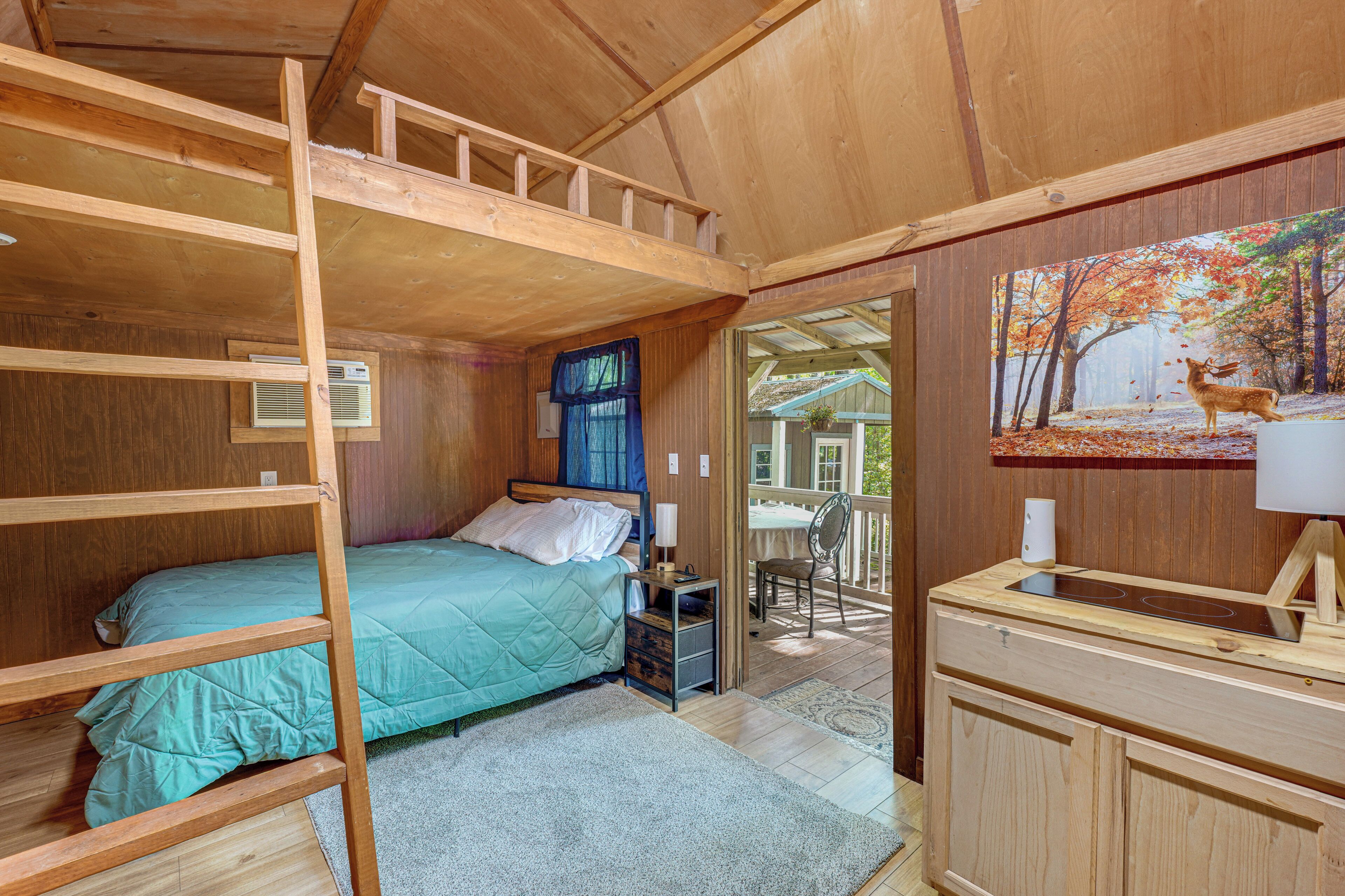 5 bedrooms, internet, bed sheets