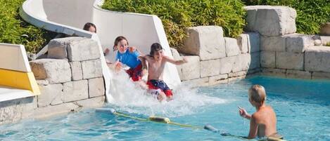 Innenpool, beheizter Pool