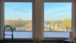 Unclassified image, 4 of 27, button - Apartment mit Parkblick, Stilvolle Einrichtung, 1,1km vom Hauptbahnhof Entfernt (Bremerhaven)