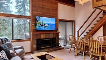 Smart TV, fireplace, stereo