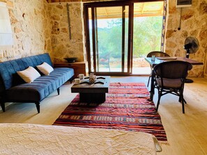 وسيلة راحة في الغرفة
