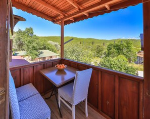 Cottage truyền thống | Bộ đồ giường kháng dị ứng, trang trí khác biệt, bàn 