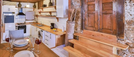 Cottage Tradition | Restauration dans la chambre