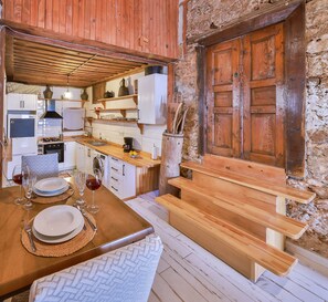 Traditional Cottage | In-room dining - Bademlique (Kas)