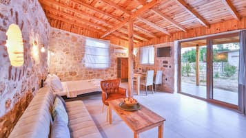 1 habitación, ropa de cama hipoalergénica y decoración personalizada