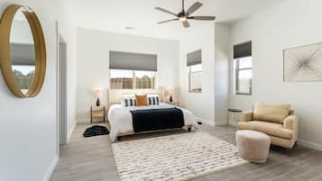 3 habitaciones, tabla de planchar con plancha, cuna de viaje y wifi