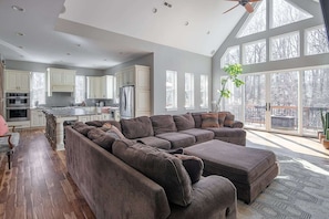 Smart TV, fireplace, offices