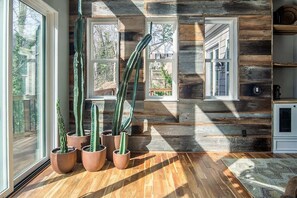 Interior - Peaceful Mountainbrook SouthPark Haven | Creekside (Charlotte)