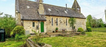 4 bedroom accommodation in Hilmarton, near Calne