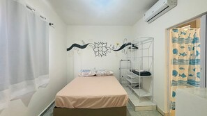 1 sovrum, strykjärn/strykbräda, gratis wi-fi och sängkläder